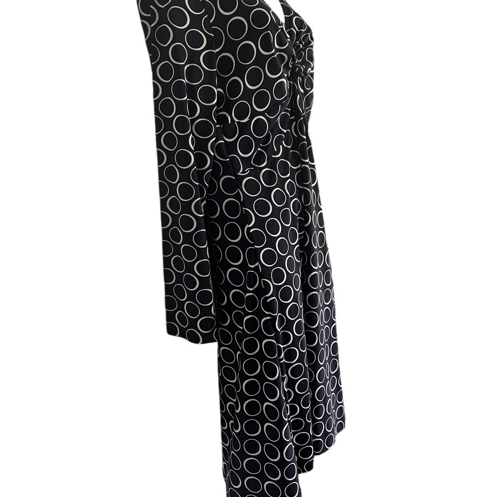 Print Dress | Black and White | V Neck Long Sleeve - Picture 5 of 8